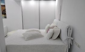 Despina'S Lux Apt Downtown